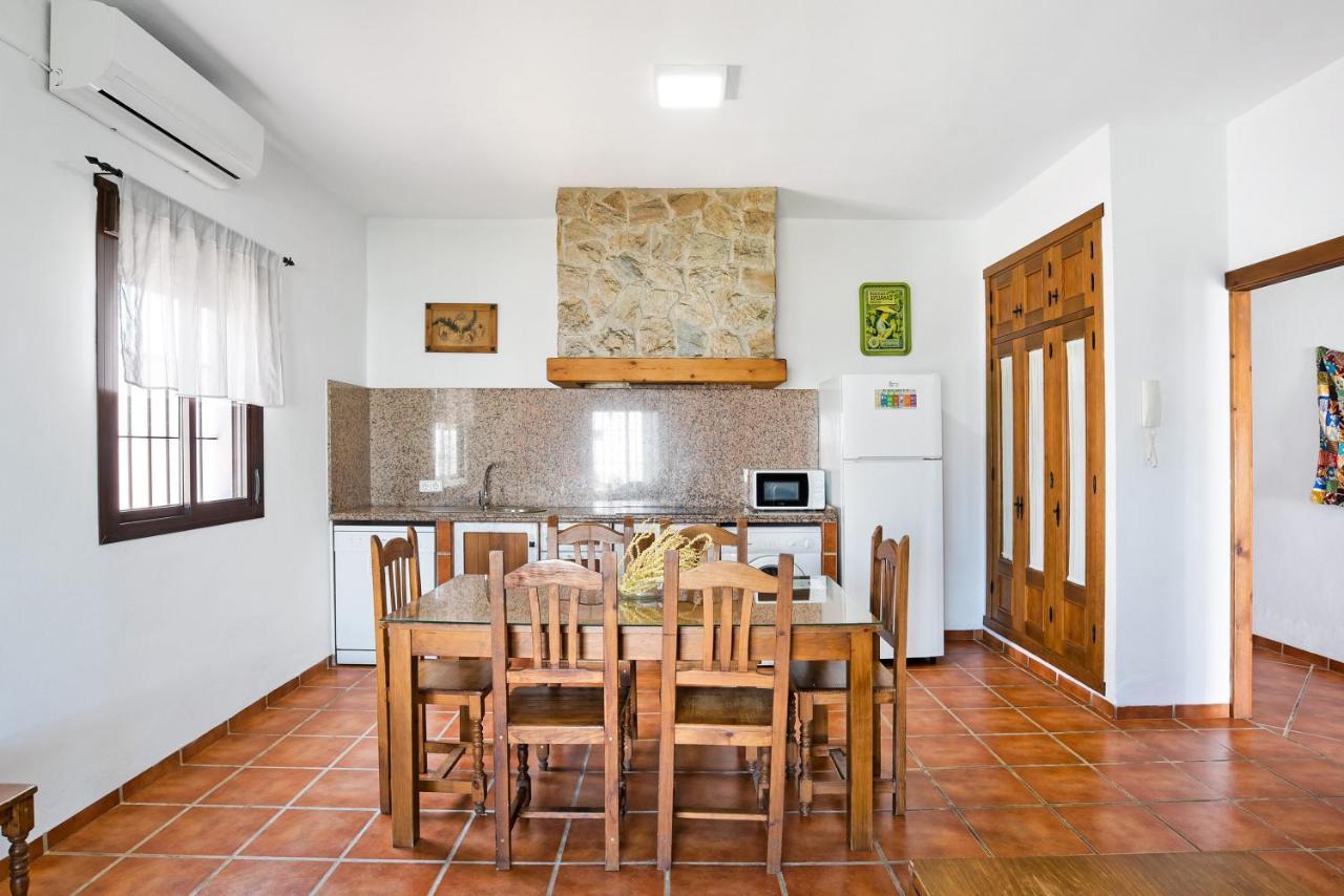 Villa Cala Salada كونيل ذي لا فرونتيرا المظهر الخارجي الصورة