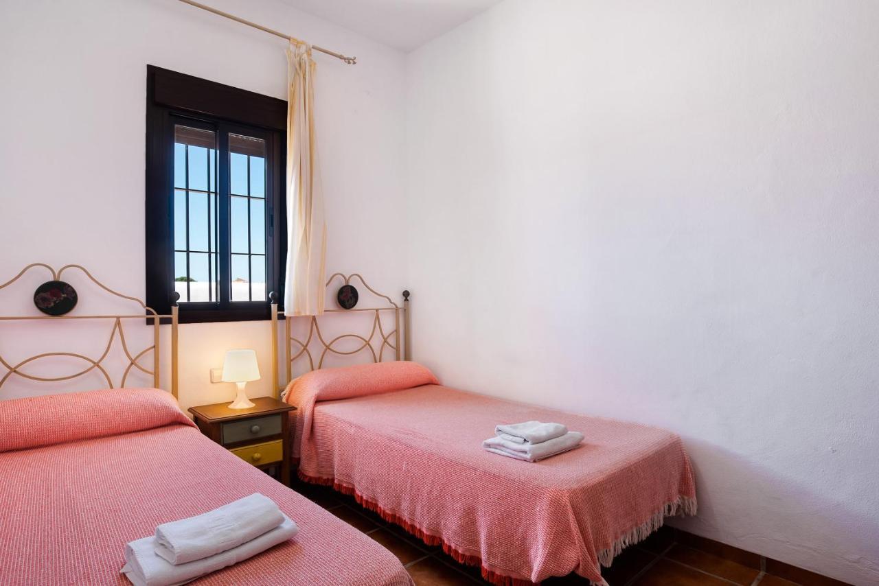 Villa Cala Salada كونيل ذي لا فرونتيرا المظهر الخارجي الصورة