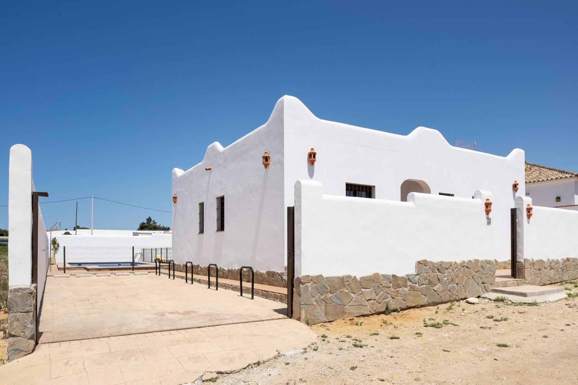 Villa Cala Salada كونيل ذي لا فرونتيرا المظهر الخارجي الصورة